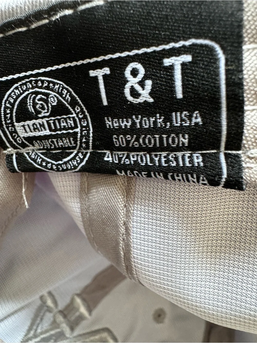 Neutral Light Gray 'New York' Embroidered Baseball Cap